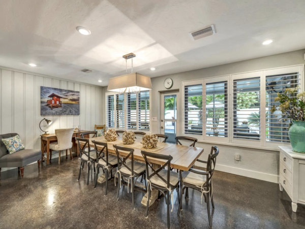 Lido Key Vacation House with Pool Near St. Armands Circle